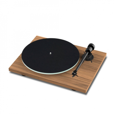 Pro-Ject T1 EVO platespiller med OM10-pickup, valnøtt